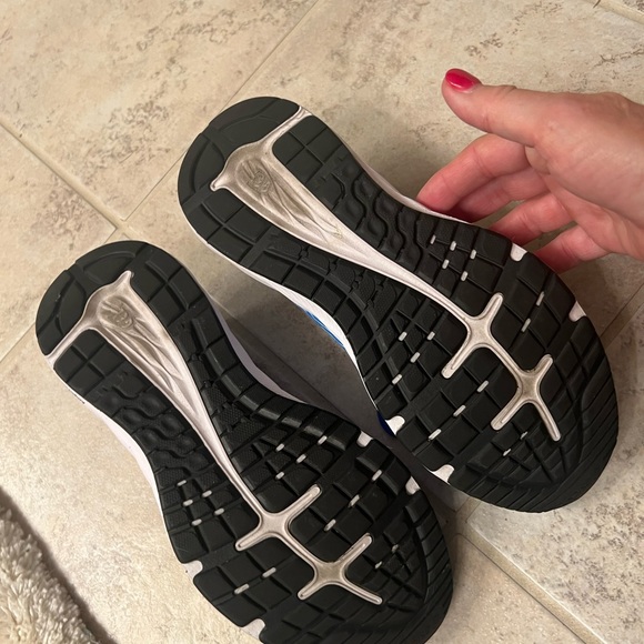 ASIC Gel Kayano size 7 excellent condition! Royal light blue - Picture 6 of 6